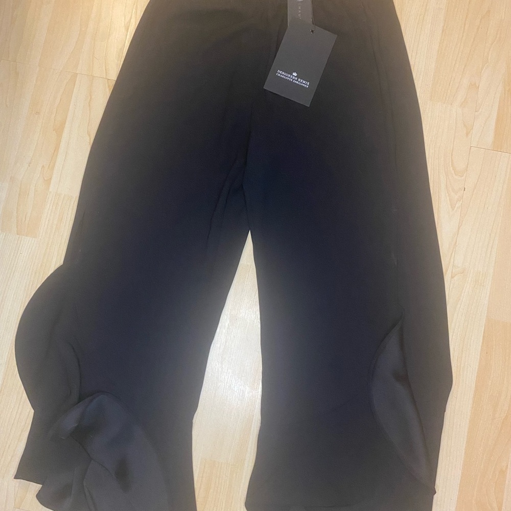 Black Ruffle Hem Pants - Picture 10 of 10
